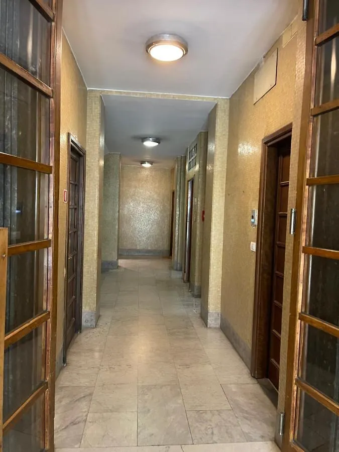 Lovely Home In Laterano Rome